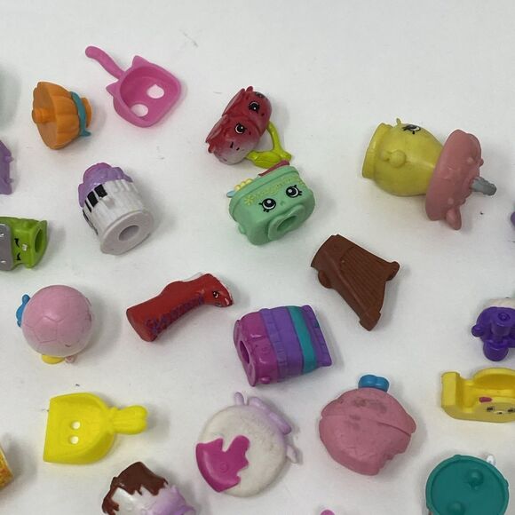 Large Lot Of 72 Shopkins Multiple Series Moose - Picture 4 of 12